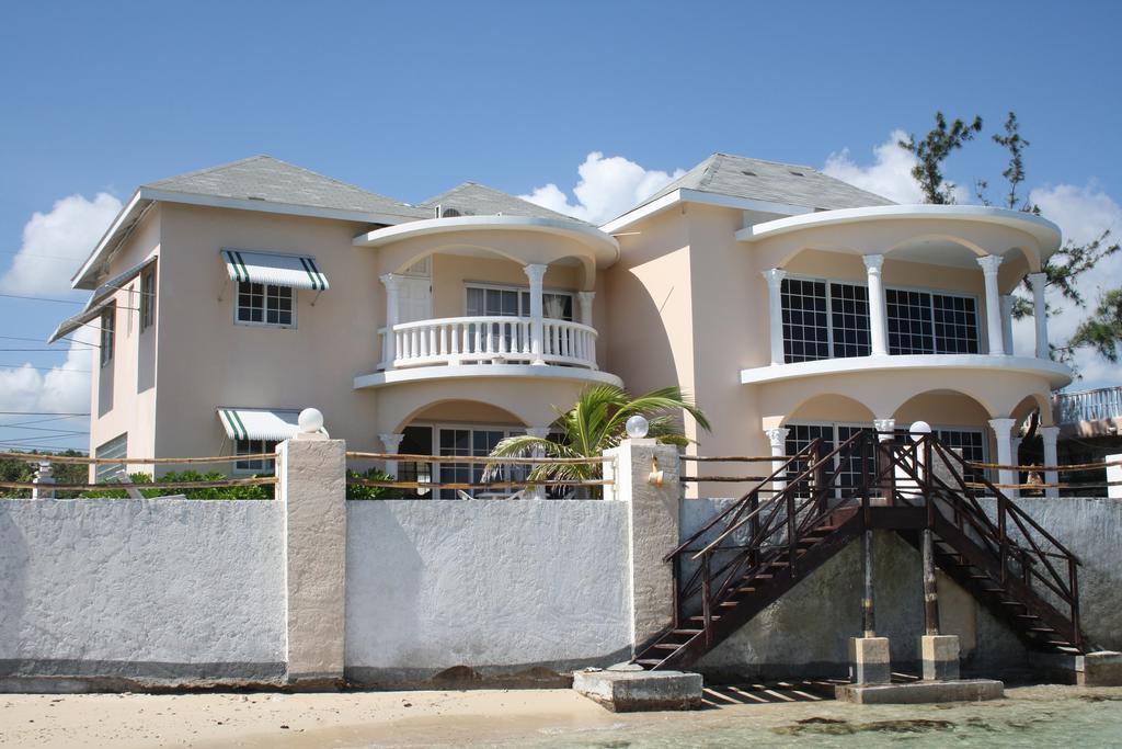 Triplets On The Bay Villa Montego Bay Exterior photo